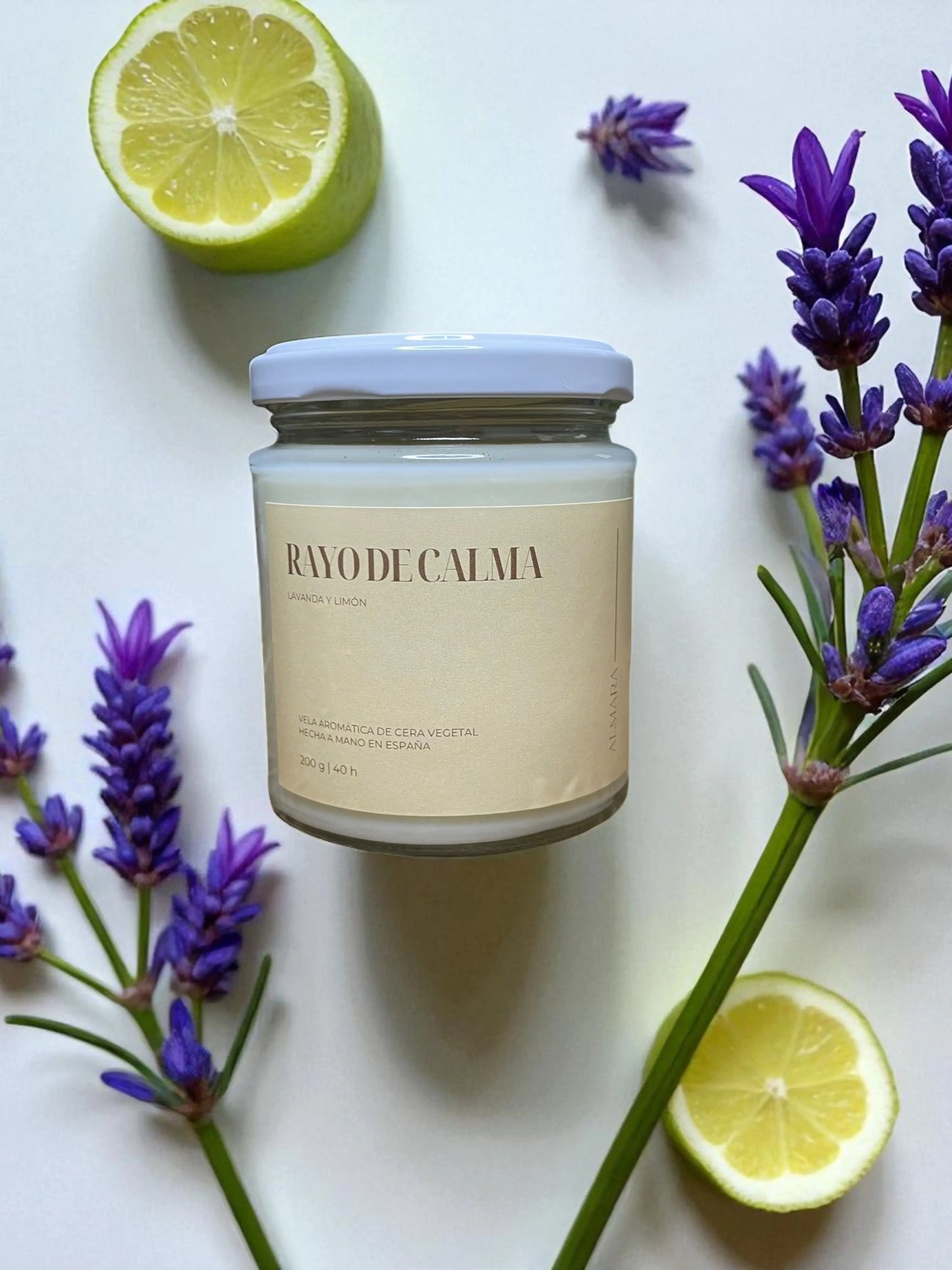 Rayo de calma : vela aromática relajante de lavanda y limón