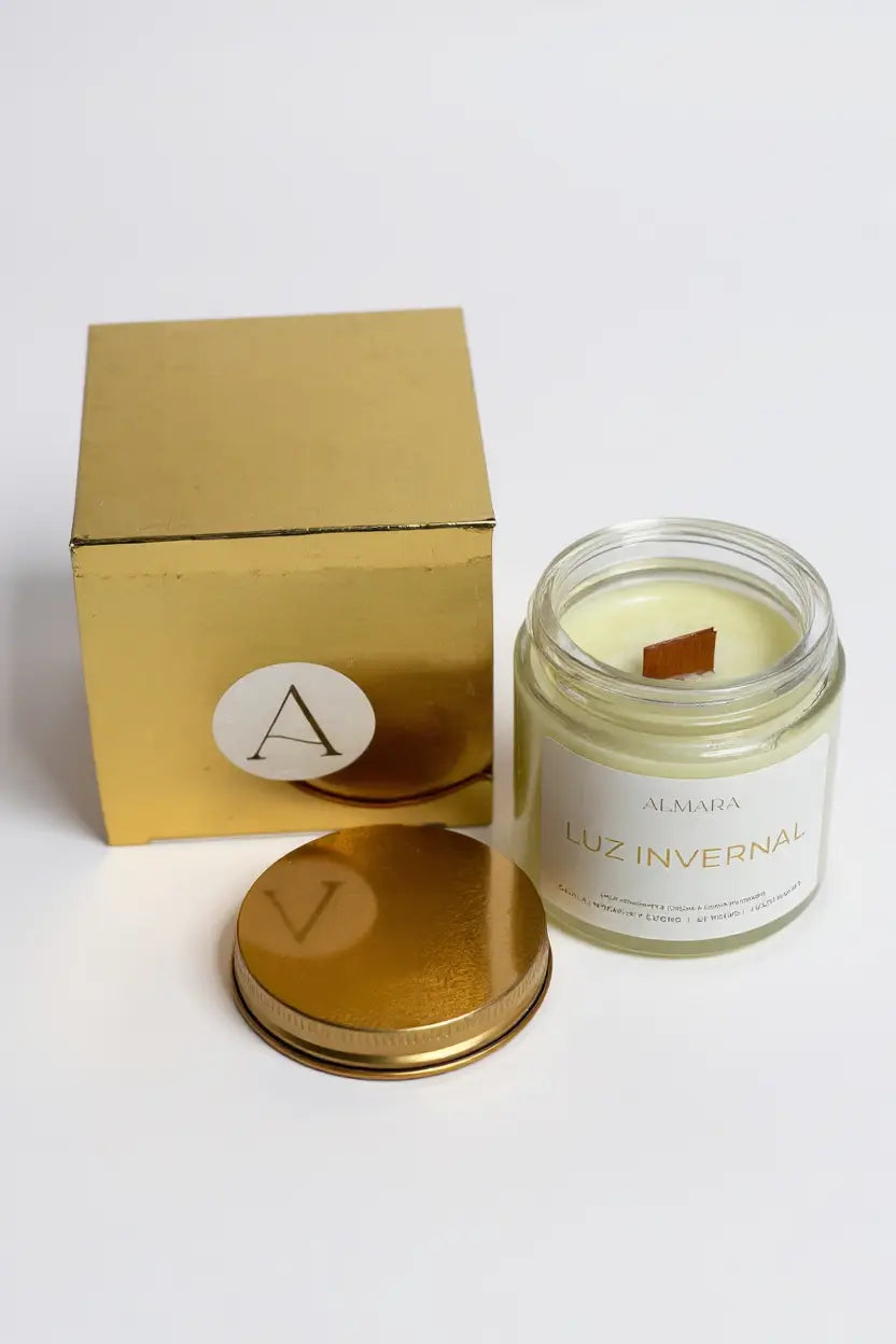 Luz Invernal : vela aromática canela, naranja y cedro